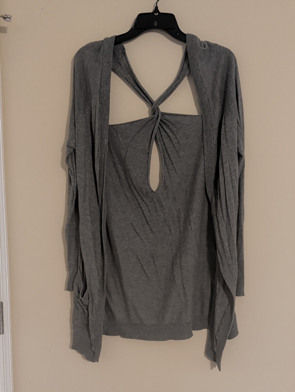 RVCA Women's Gray Long Sleeve Twist-Back Tee